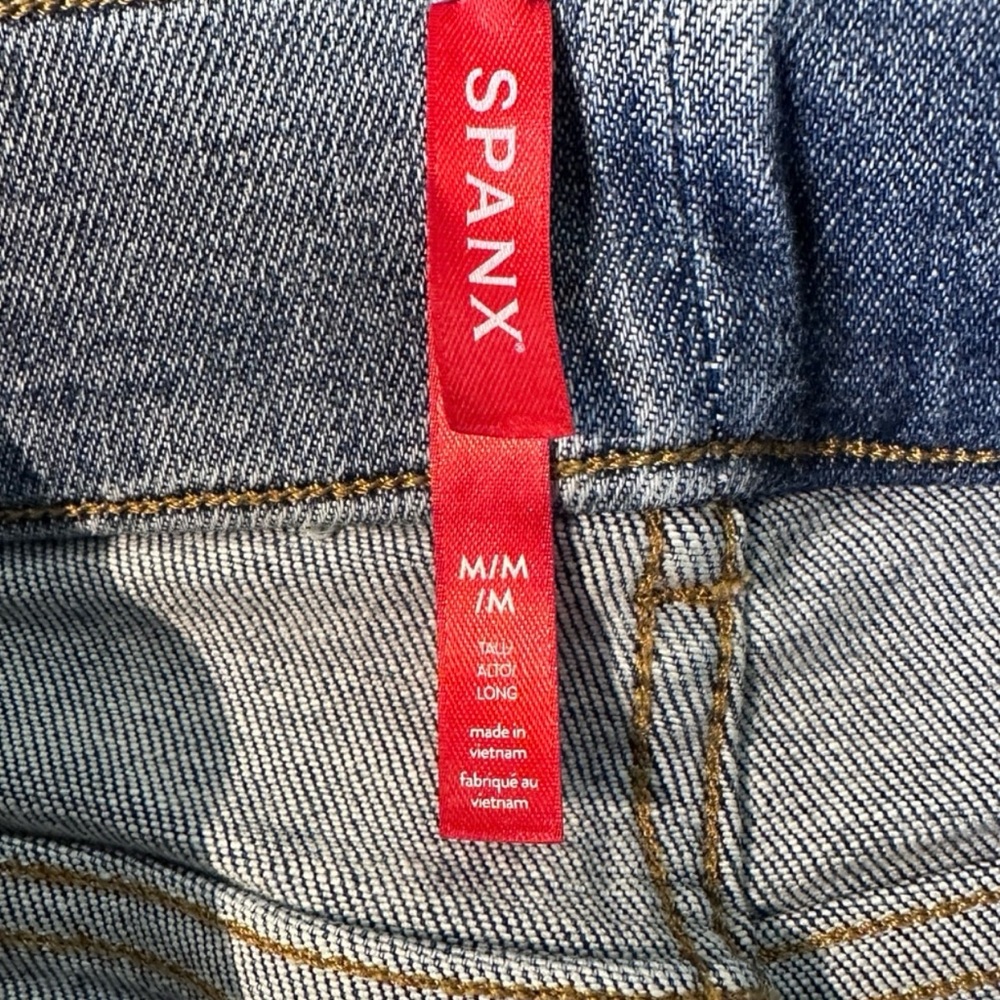 Spanx Women's High Rise Kick Flare Jeans Medium Tall Blue Stretch Pull-On Denim - Picture 6 of 9